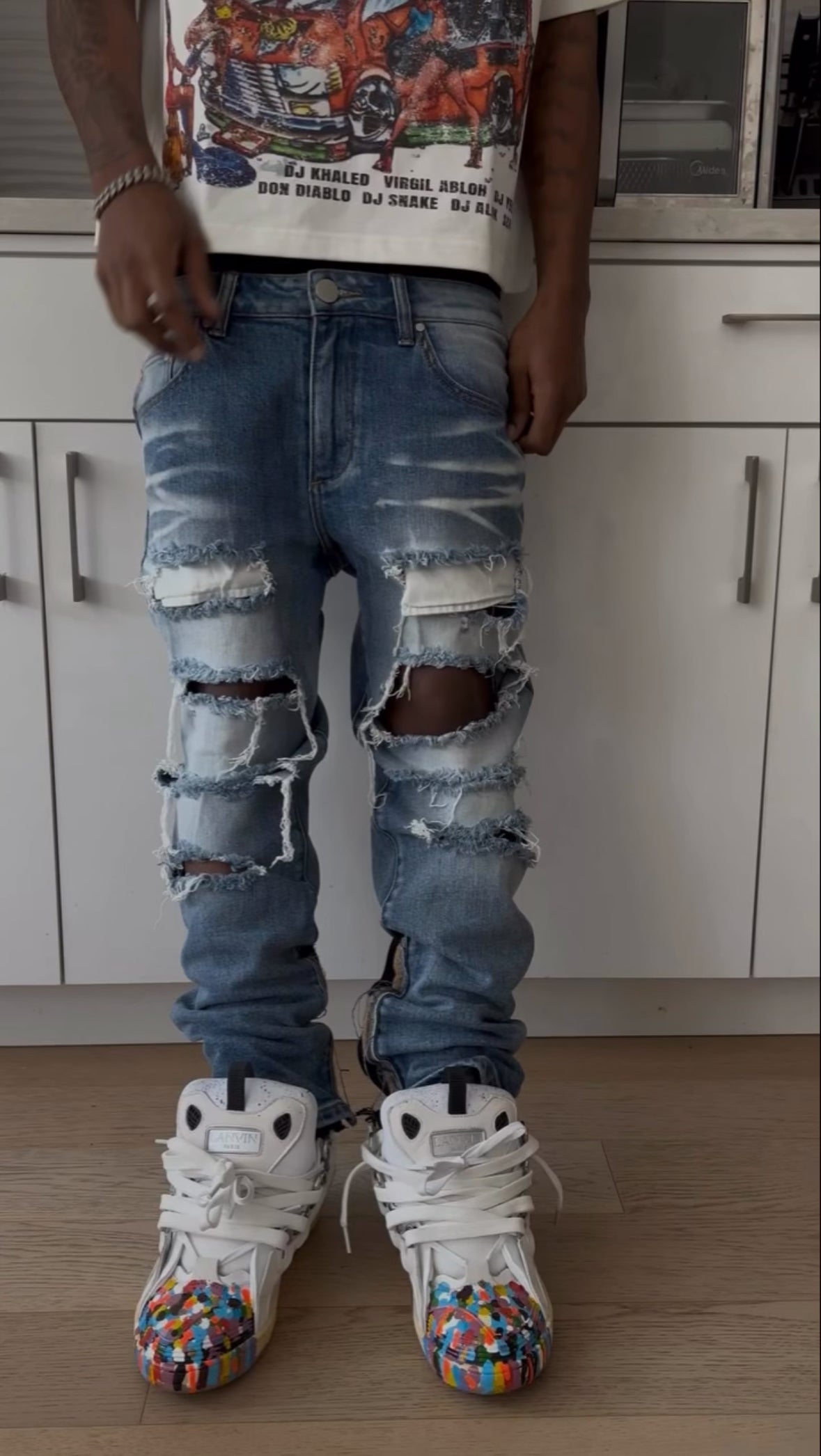 Kompy Ripped Holy Denim